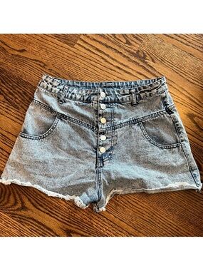 Kittenish Jessie James Decker blue jean shorts button fly